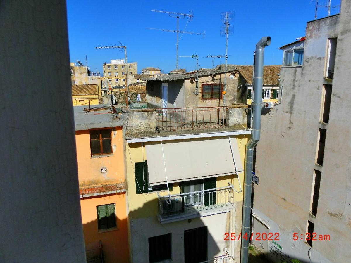 Ami's House Only For Women Dormer Corfu (city)